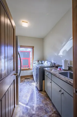747 New Providence Road Raphine VA 24472