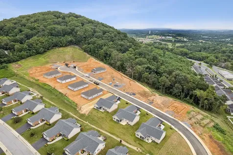 9 River Oak Drive Staunton VA 24401