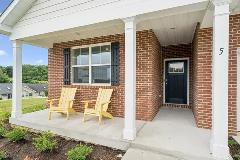 9 River Oak Drive Staunton VA 24401