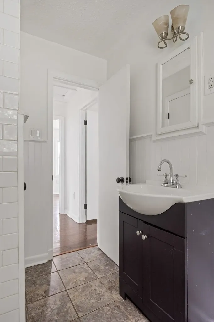 111 Church Street Broadway VA 22815