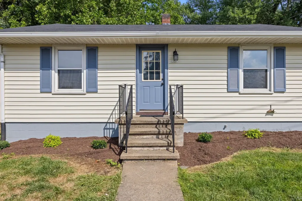 111 Church Street Broadway VA 22815