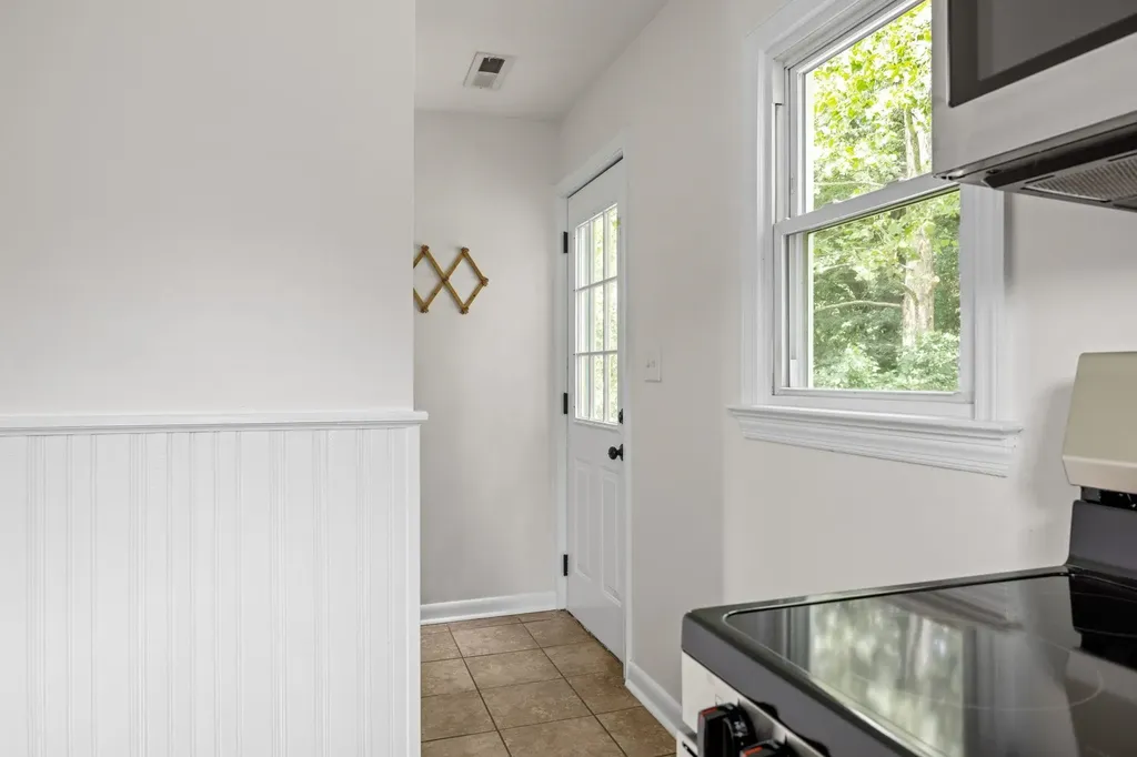 111 Church Street Broadway VA 22815