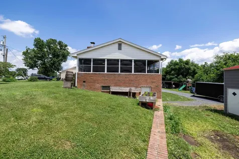 5226 Dogwood Drive Mt Jackson VA 22842