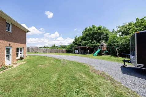 5226 Dogwood Drive Mt Jackson VA 22842