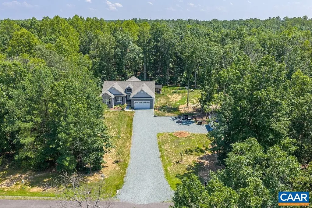 21030 Dunni Way Orange VA 22960