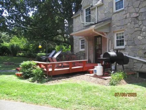 835 Rosser Avenue Waynesboro VA 22980