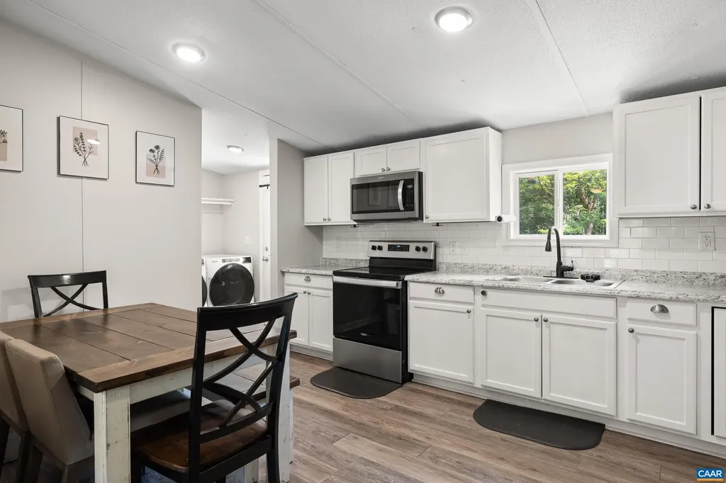 5998 Community House Road Columbia VA 23038