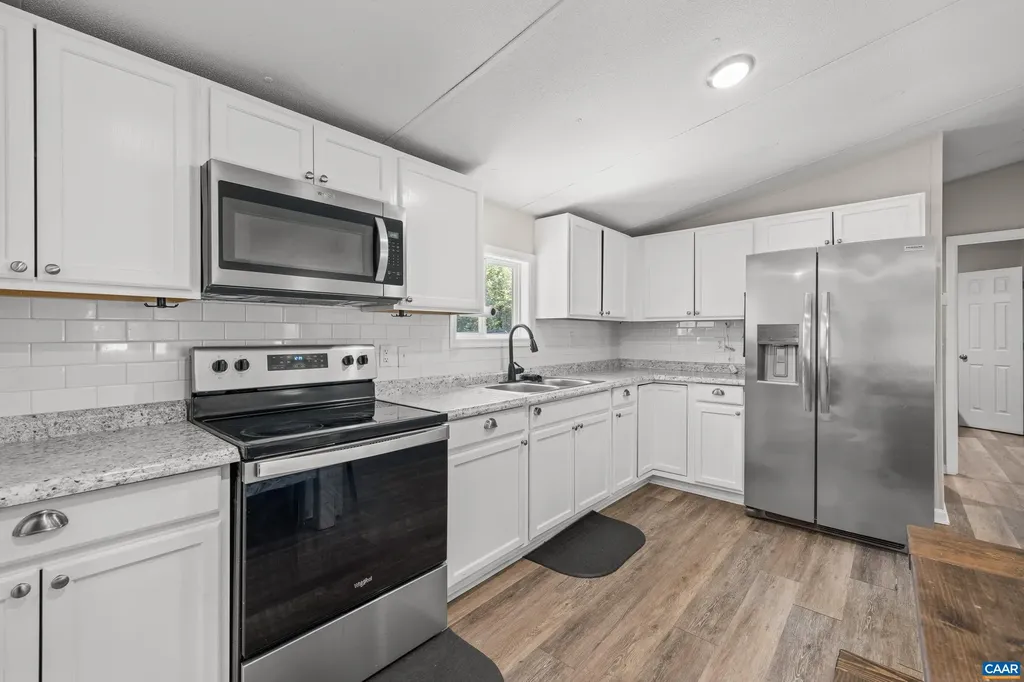 5998 Community House Road Columbia VA 23038