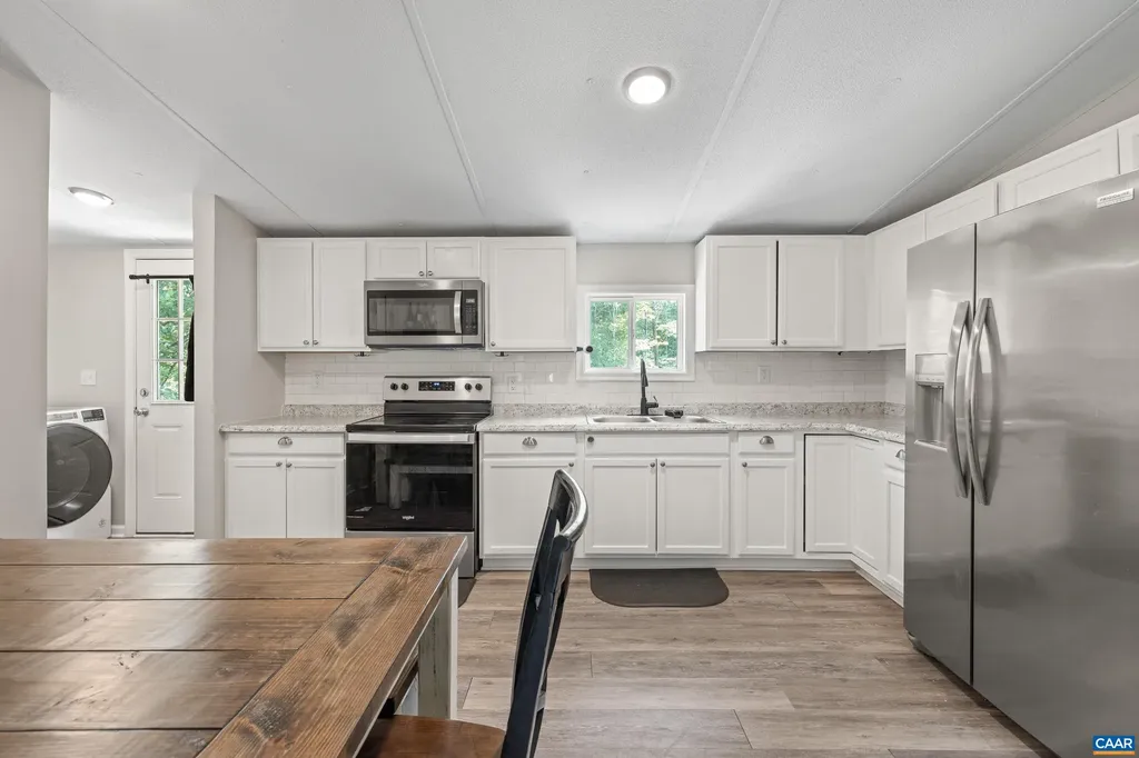 5998 Community House Road Columbia VA 23038