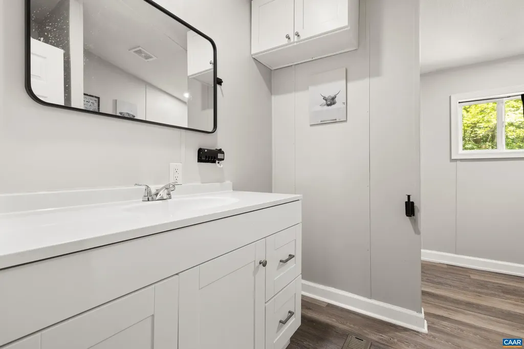 5998 Community House Road Columbia VA 23038