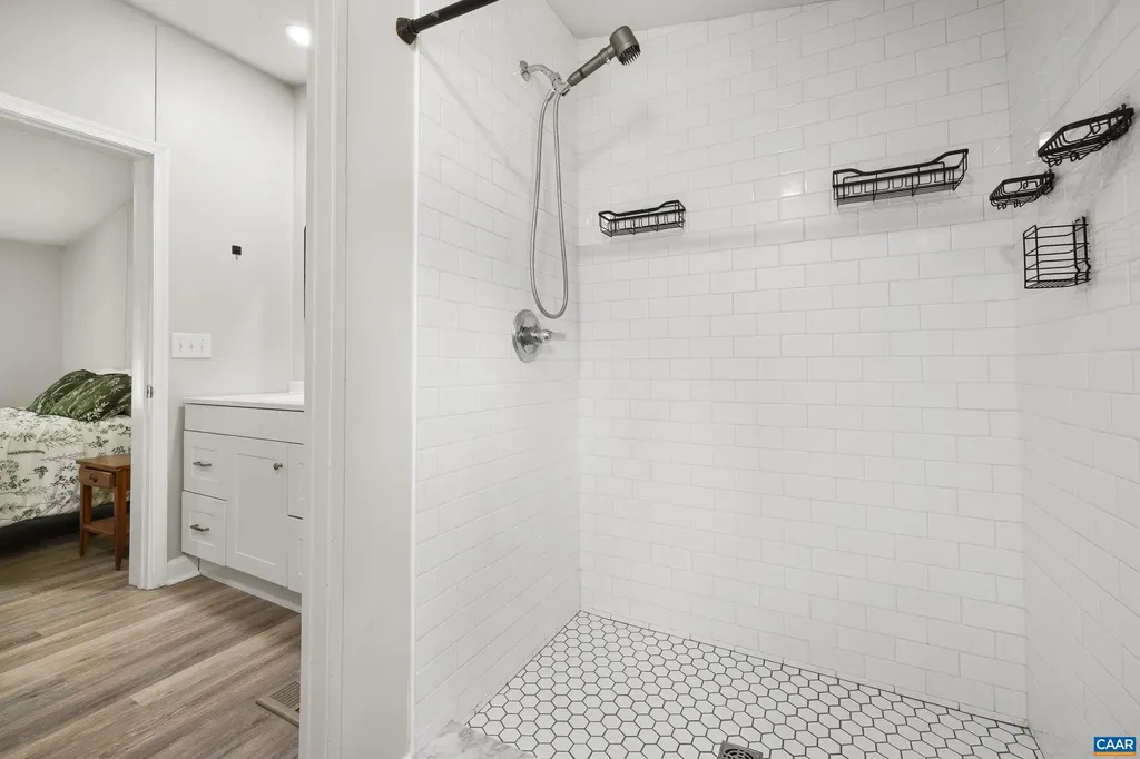 5998 Community House Road Columbia VA 23038