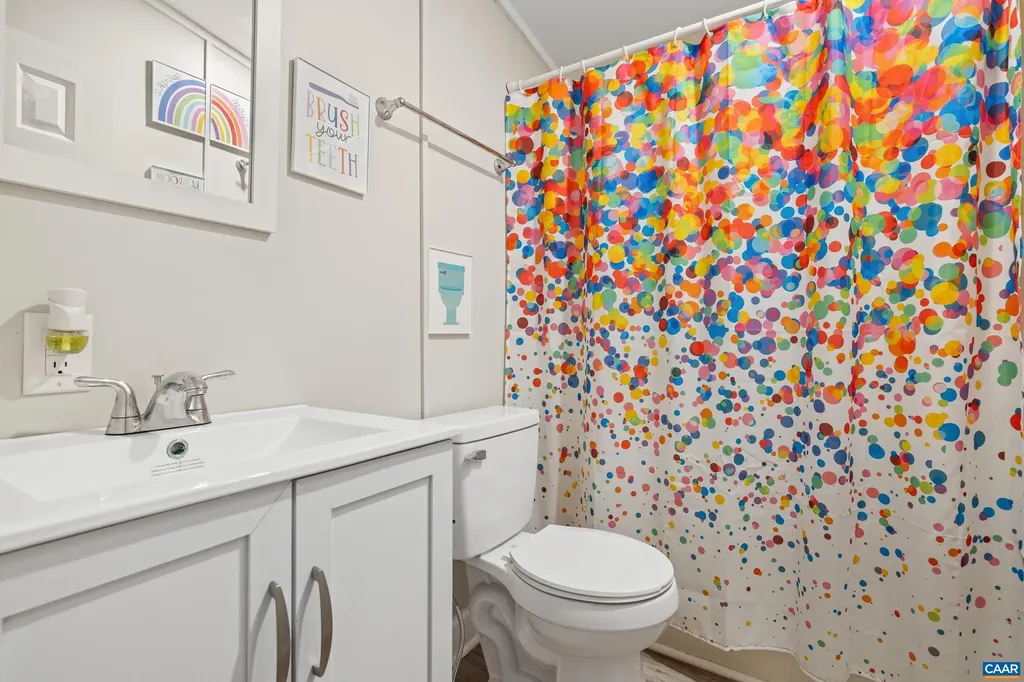 5998 Community House Road Columbia VA 23038