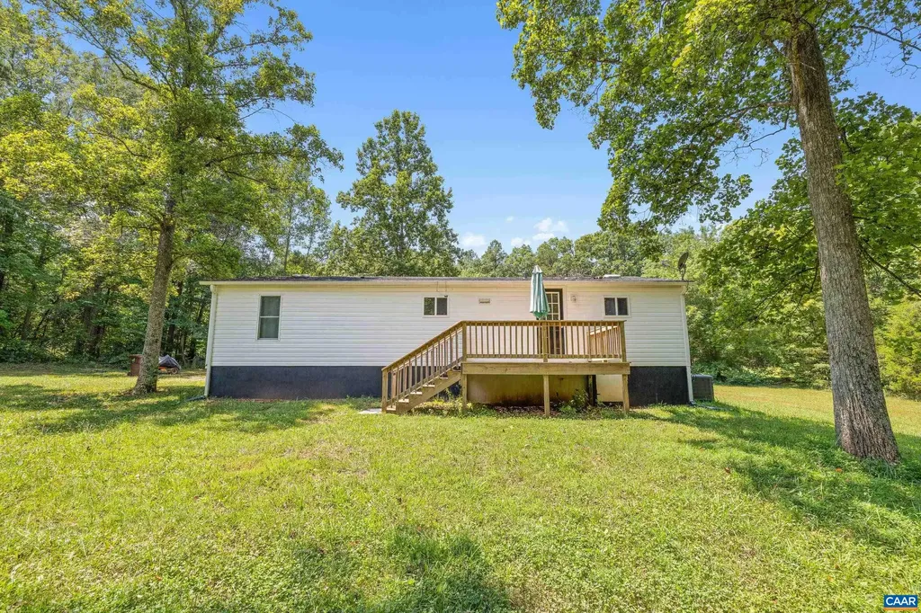 5998 Community House Road Columbia VA 23038