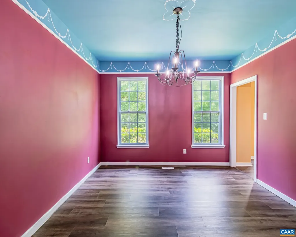 571 Paradise Lane Gordonsville VA 22942