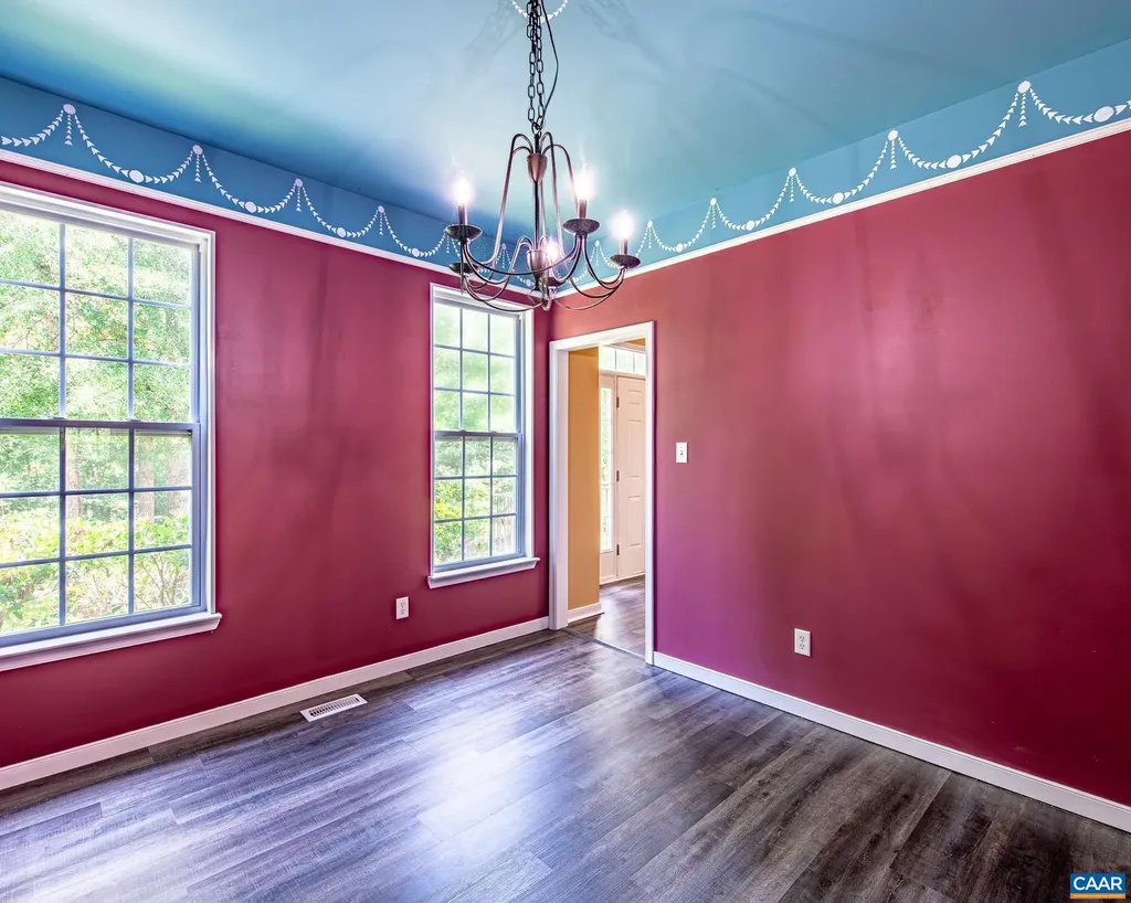 571 Paradise Lane Gordonsville VA 22942