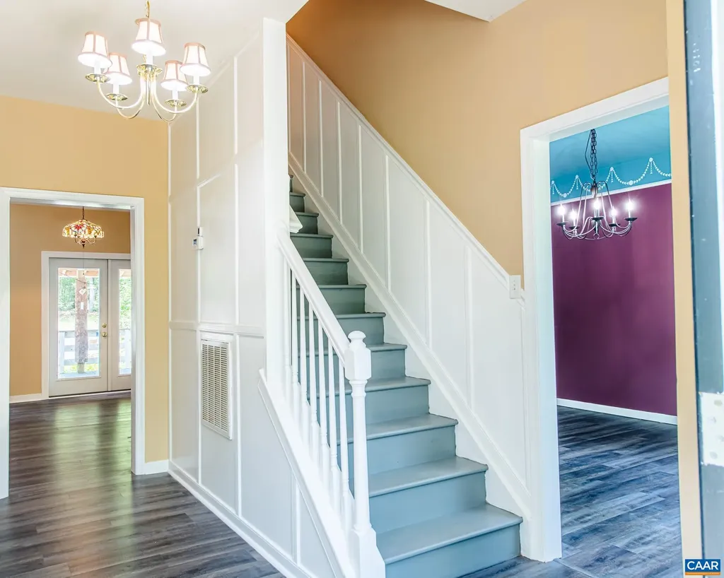 571 Paradise Lane Gordonsville VA 22942