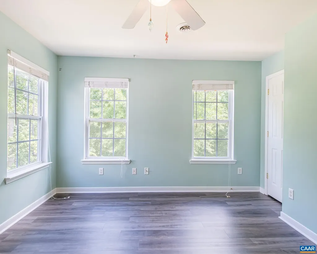 571 Paradise Lane Gordonsville VA 22942