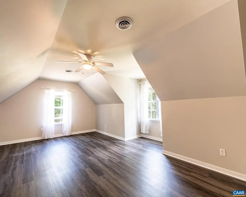 571 Paradise Lane Gordonsville VA 22942