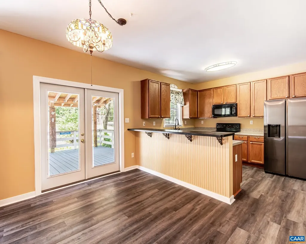 571 Paradise Lane Gordonsville VA 22942