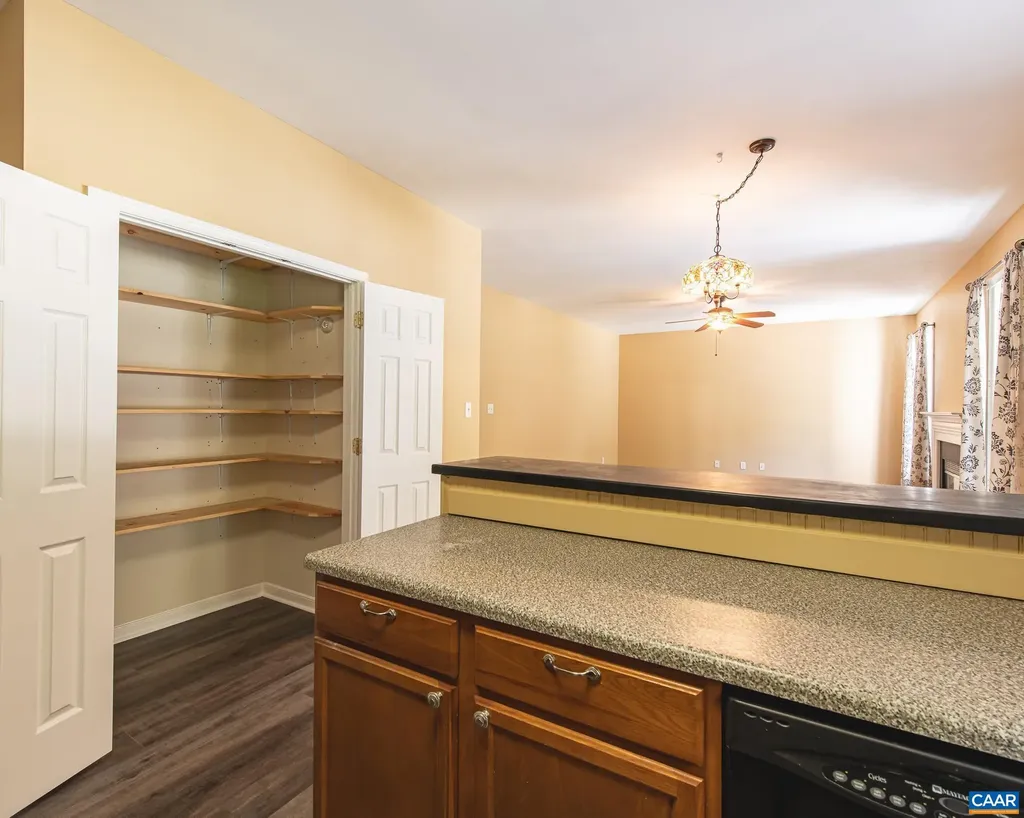 571 Paradise Lane Gordonsville VA 22942