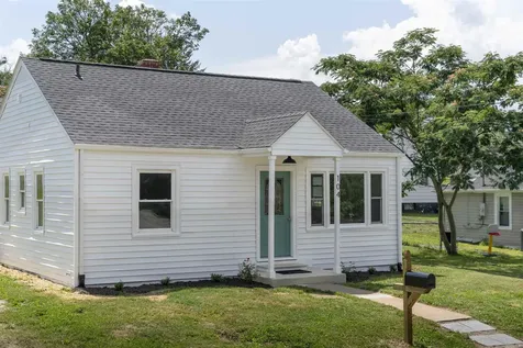 104 East Avenue Staunton VA 24401