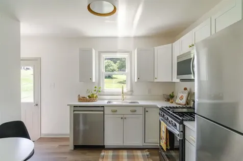 104 East Avenue Staunton VA 24401