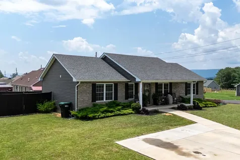 250 Fairview Road Luray VA 22835