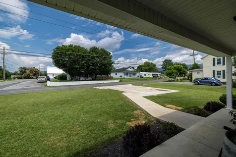 250 Fairview Road Luray VA 22835