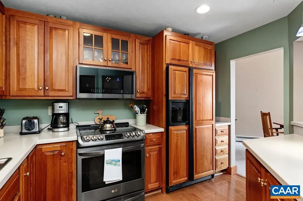 788 Devils Knob Loop Roseland VA 22967