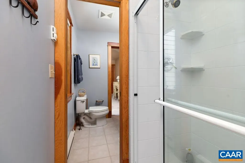 788 Devils Knob Loop Roseland VA 22967