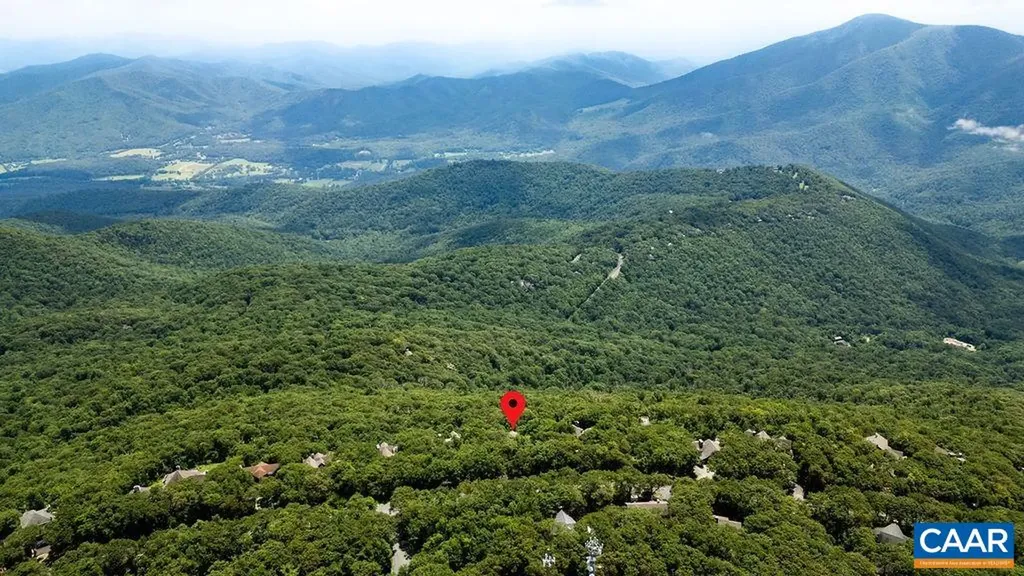 788 Devils Knob Loop Roseland VA 22967