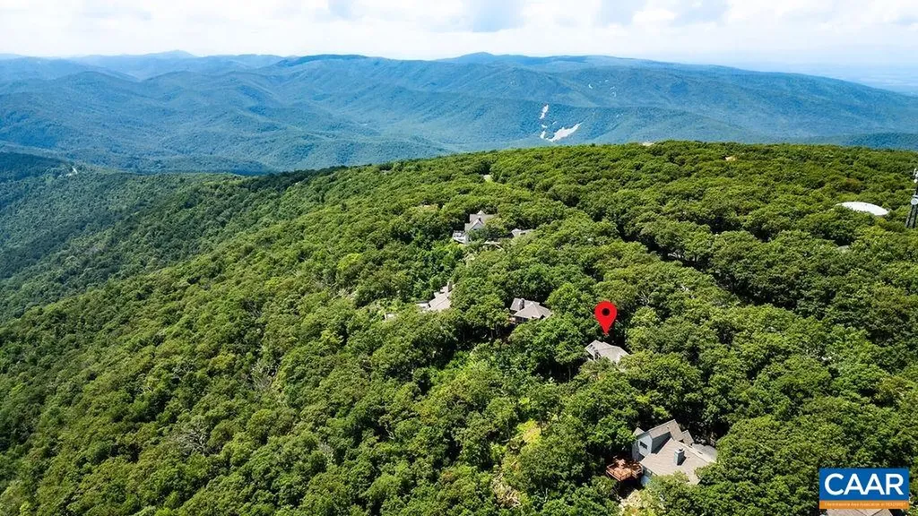 788 Devils Knob Loop Roseland VA 22967