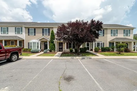 1084 Cherrybrook Drive Harrisonburg VA 22802
