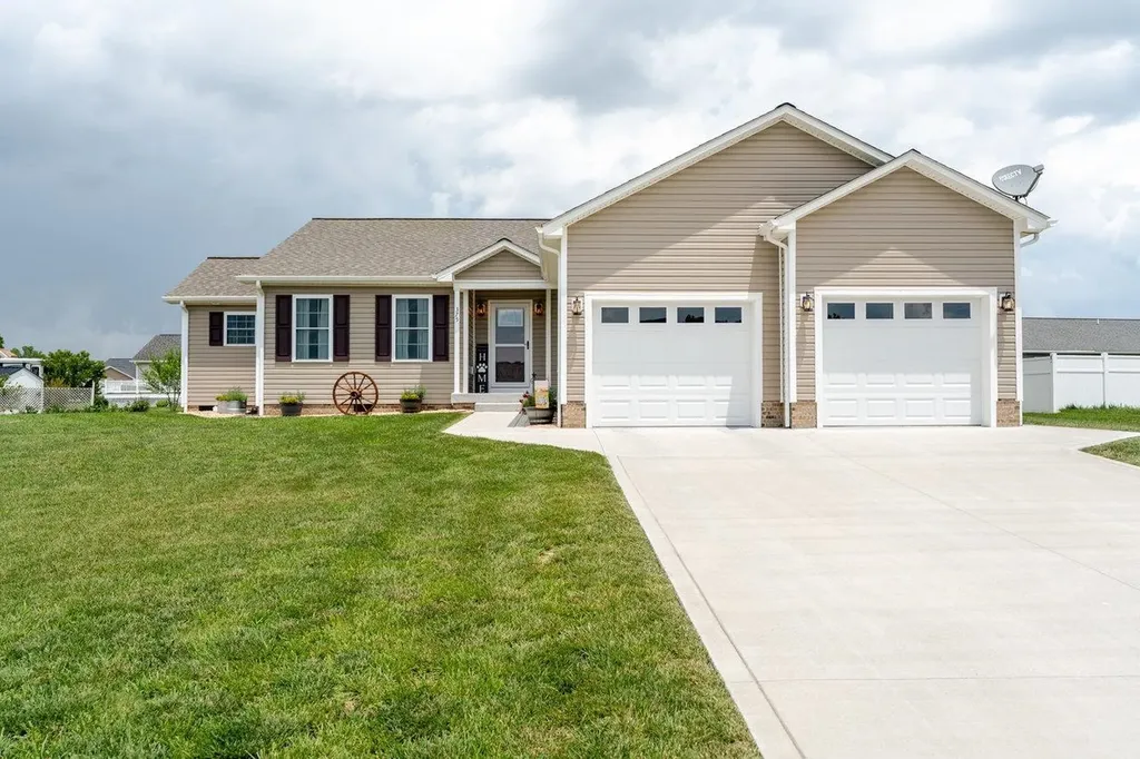 375 Mesa Court Broadway VA 22815