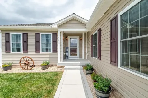375 Mesa Court Broadway VA 22815