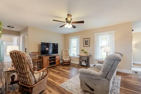 375 Mesa Court Broadway VA 22815