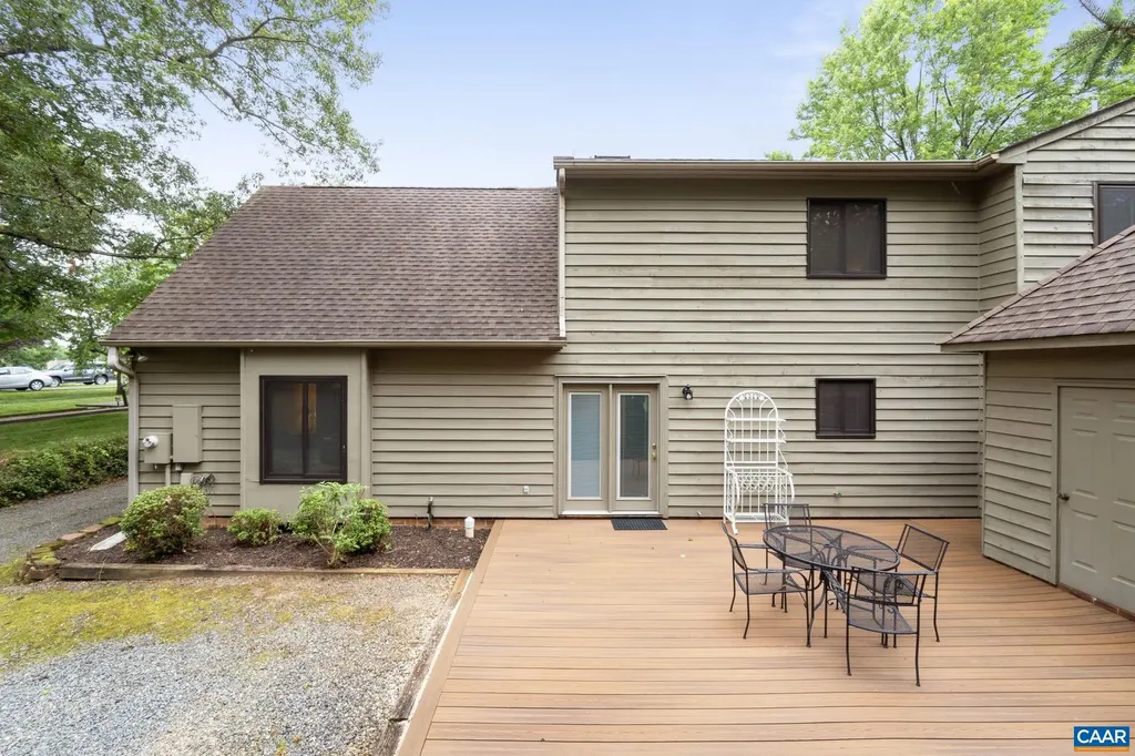 1043 Amber Ridge Road Charlottesville VA 22901