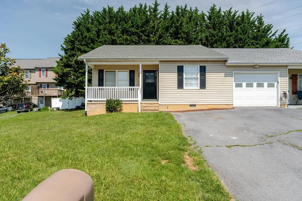 3355 Dawn Drive Harrisonburg VA 22801