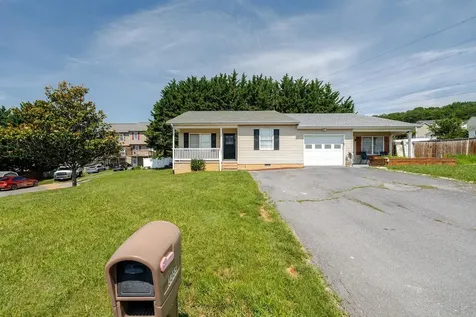 3355 Dawn Drive Harrisonburg VA 22801