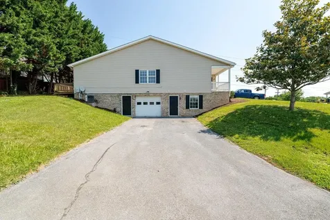 3355 Dawn Drive Harrisonburg VA 22801