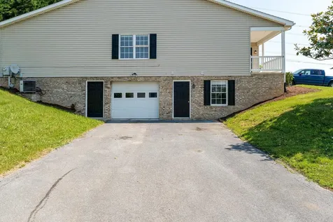 3355 Dawn Drive Harrisonburg VA 22801