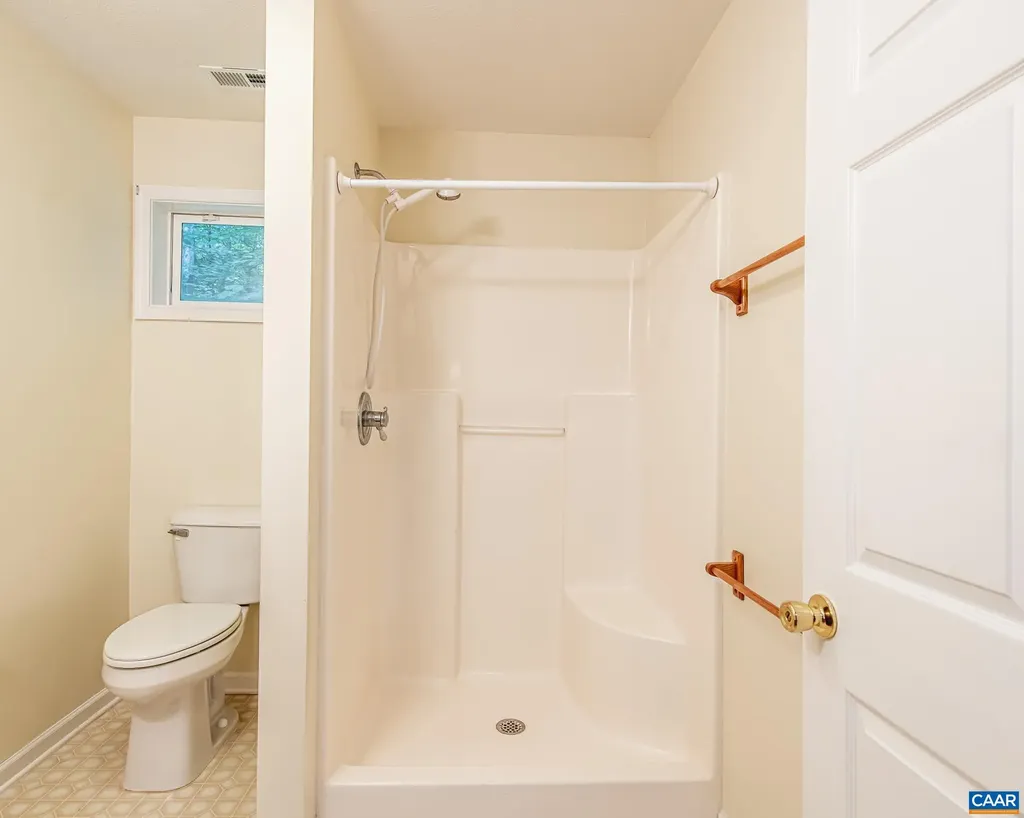 2011 Lakeshore Drive S Louisa VA 23093