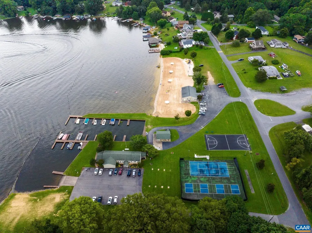 2011 Lakeshore Drive S Louisa VA 23093