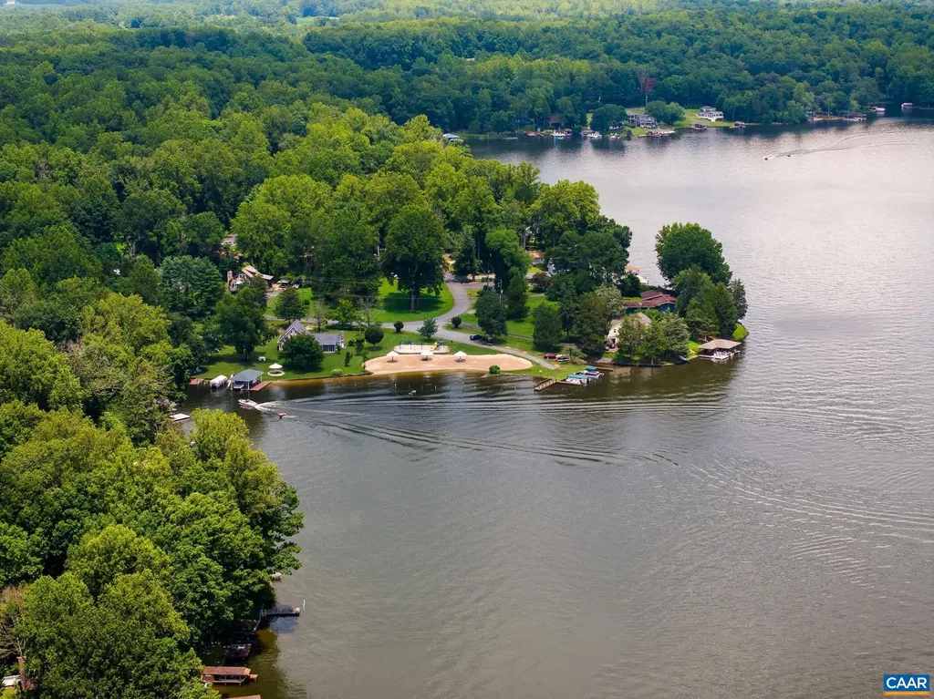 2011 Lakeshore Drive S Louisa VA 23093