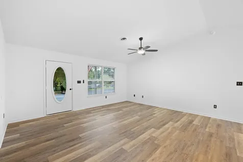 302 Lancelot Lane Staunton VA 24401