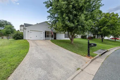 302 Lancelot Lane Staunton VA 24401