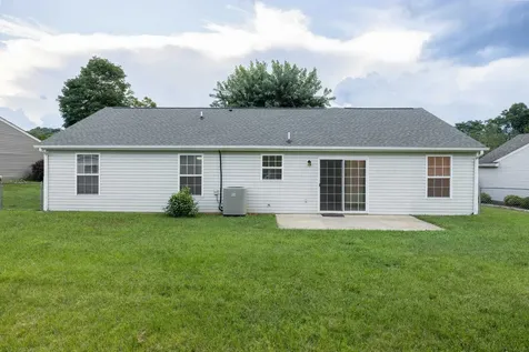 302 Lancelot Lane Staunton VA 24401