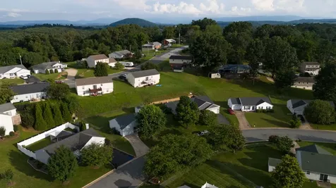 302 Lancelot Lane Staunton VA 24401