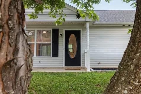 302 Lancelot Lane Staunton VA 24401