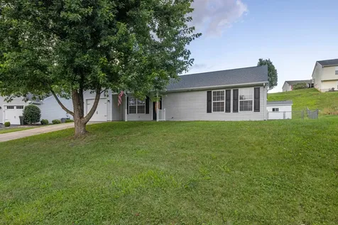 302 Lancelot Lane Staunton VA 24401